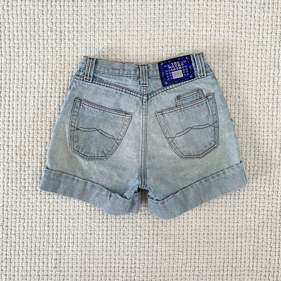 VINTAGE 90’s Wacko Jeans Denim Shorts - Picture 2 of 8